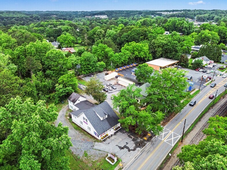 More Photos Of 9010 Main St, Woodstock Freestanding For Sale