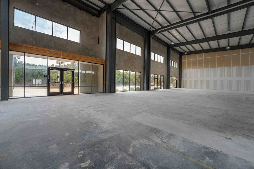 More Photos Of 5655 W Sam Houston Pky N, Houston Unknown For Lease