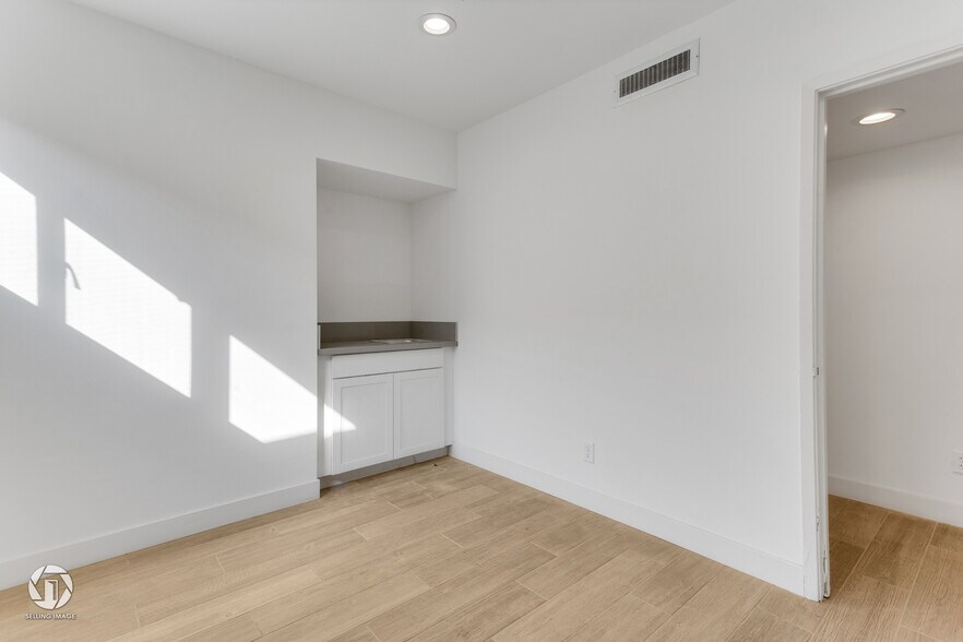 More Photos Of 1801 28th St, Bakersfield Medical For Lease