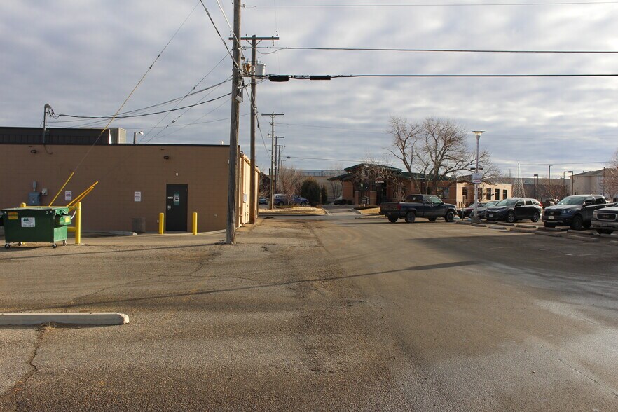 More Photos Of 616 10th Ave S, Great Falls Restaurant For Sale