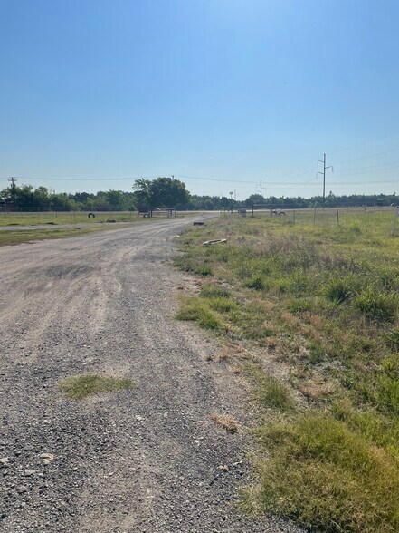 More Photos Of 2300 S Business 45, Corsicana Land For Sale