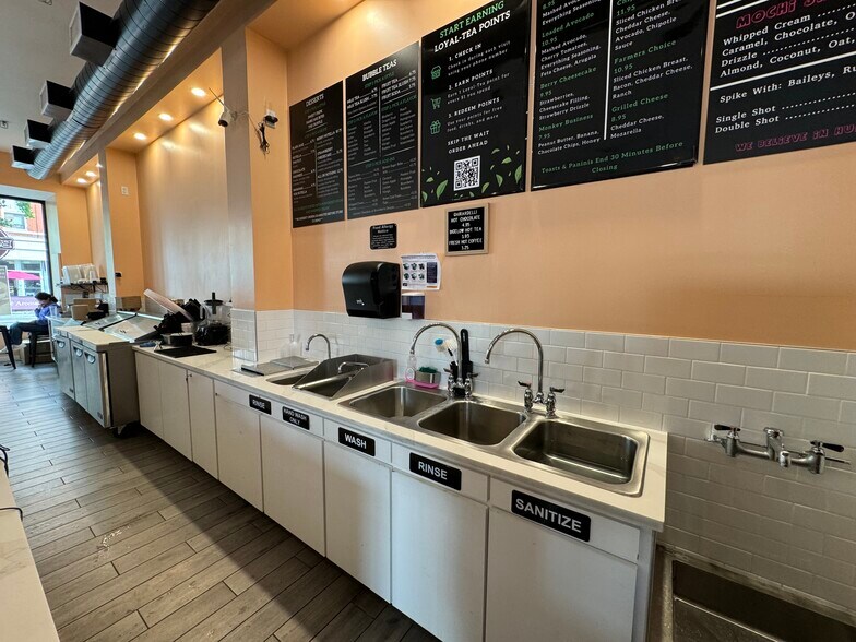 More Photos Of 1-15 River St, Norwalk General Retail For Lease