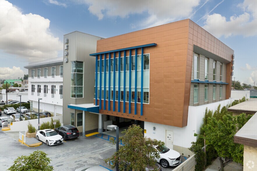 More Photos Of 1411 S Garfield Ave, Alhambra Office For Lease