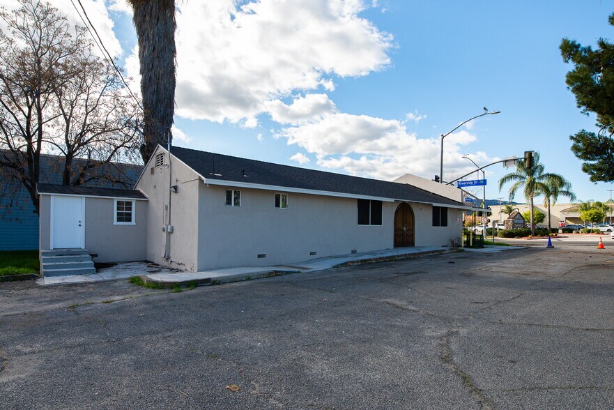 More Photos Of 30830 Riverside Dr, Lake Elsinore Religious Facility For Sale