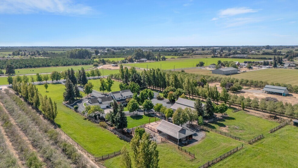 More Photos Of 30999 Grooms Rd, Oakdale Land For Sale