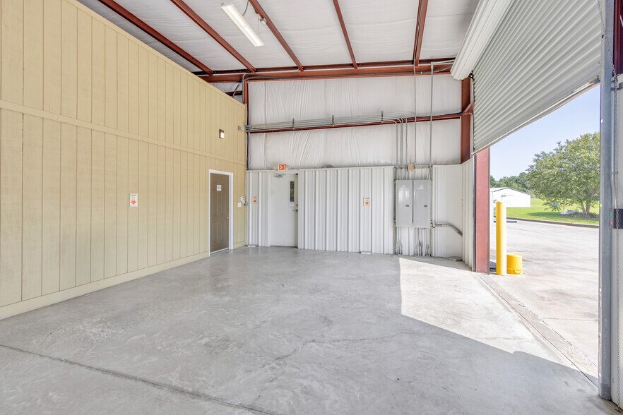 More Photos Of 320 Un Ct, Grovetown Warehouse For Sale