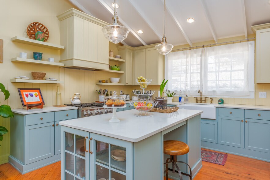 More Photos Of 401 E Bridge St, Wetumpka Specialty For Sale