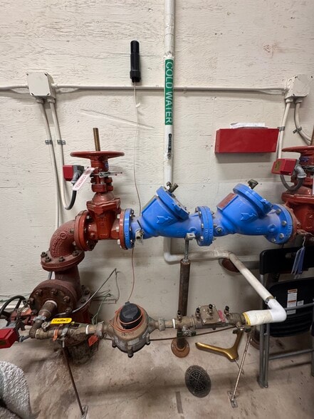 More Photos Of 334 Ontario St, Albany Warehouse For Sale