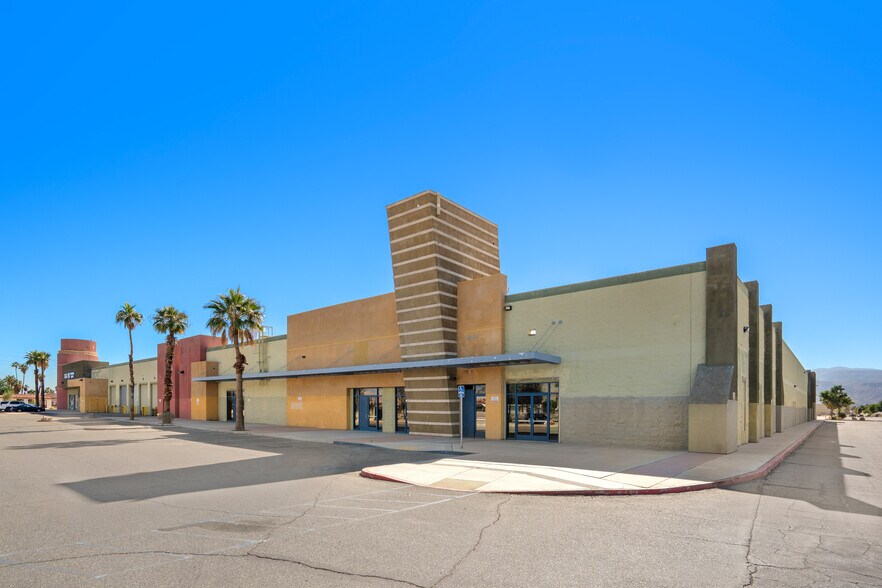 More Photos Of 31033 Date Palm Dr, Cathedral City Storefront For Sale
