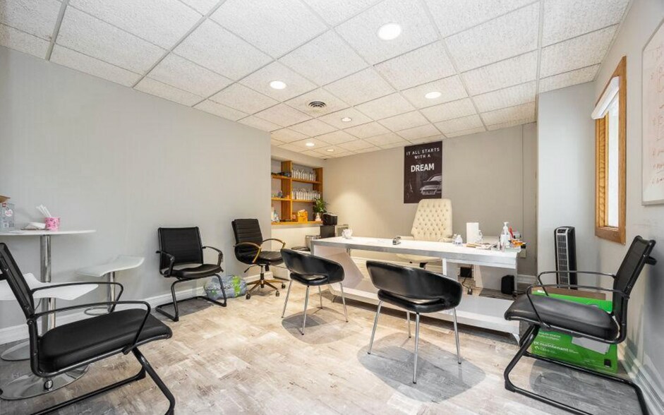 More Photos Of 728 Springdale Dr, Exton Office For Lease
