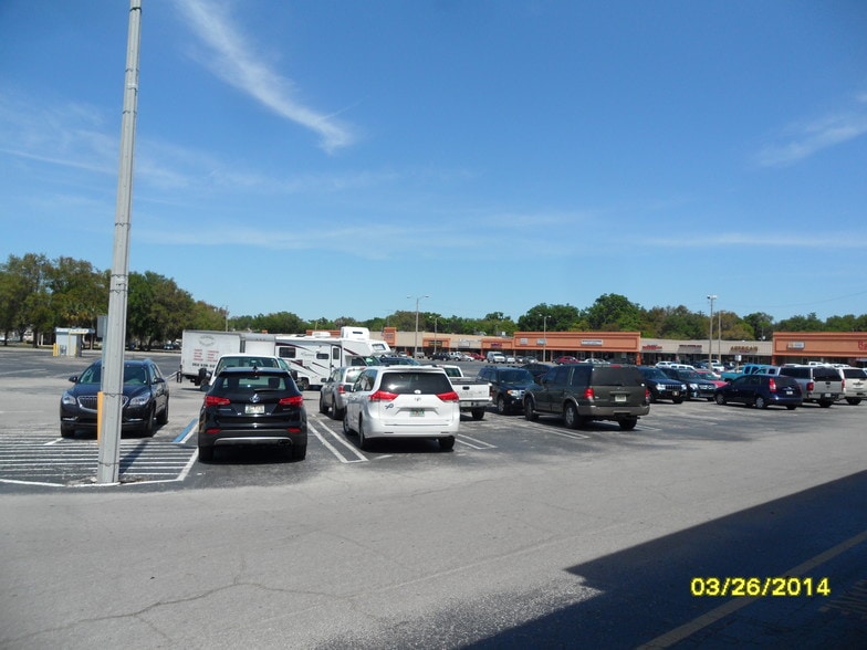 More Photos Of 200 S Main St, Wildwood Unknown For Lease