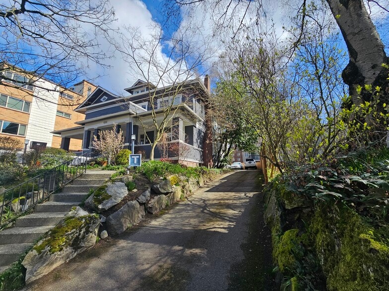 More Photos Of 614 Boylston Ave E, Seattle Office For Sale