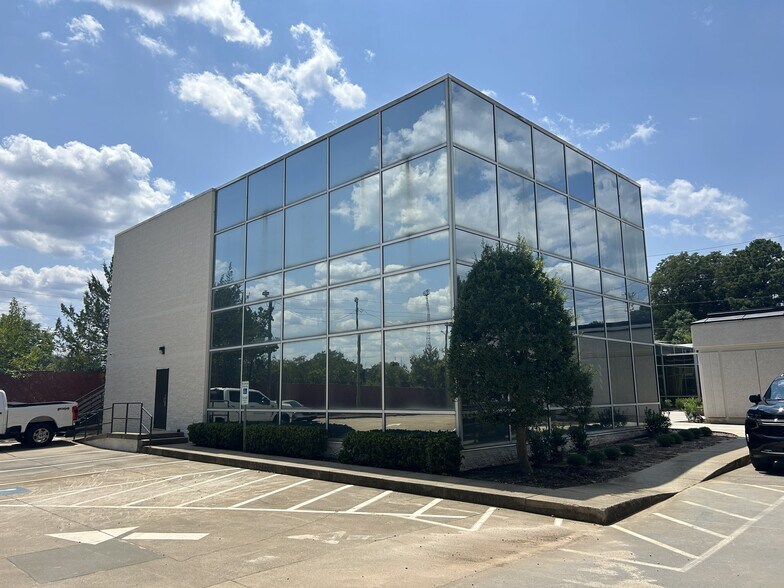 Primary Photo Of 790 Pershing Rd, Raleigh Office For Lease
