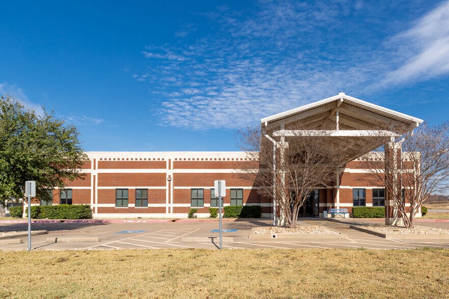 More Photos Of 1507 Hillview Dr, Hillsboro Medical For Sale