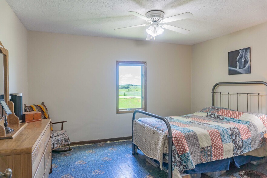 More Photos Of 24166 Langford Ave, Jordan Land For Sale