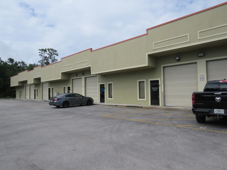 More Photos Of 1417 Hamlin Ave, Saint Cloud Warehouse For Lease