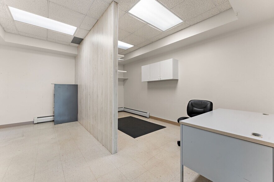 More Photos Of 6675 Broadway, Merrillville Auto Repair For Lease