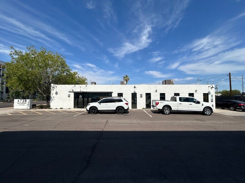More Photos Of 4720 E Van Buren St, Phoenix Office For Lease