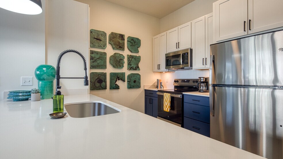 More Photos Of 225 W Olney Rd, Norfolk Apartments For Sale