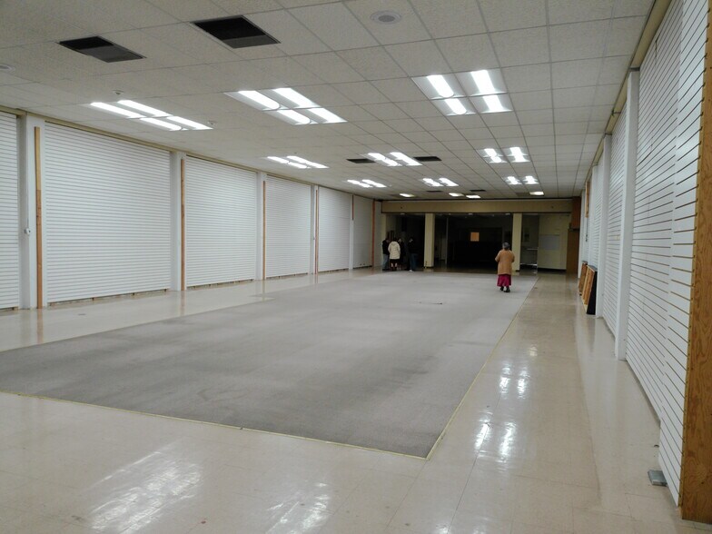 More Photos Of 549 San Benito St, Hollister Storefront For Lease