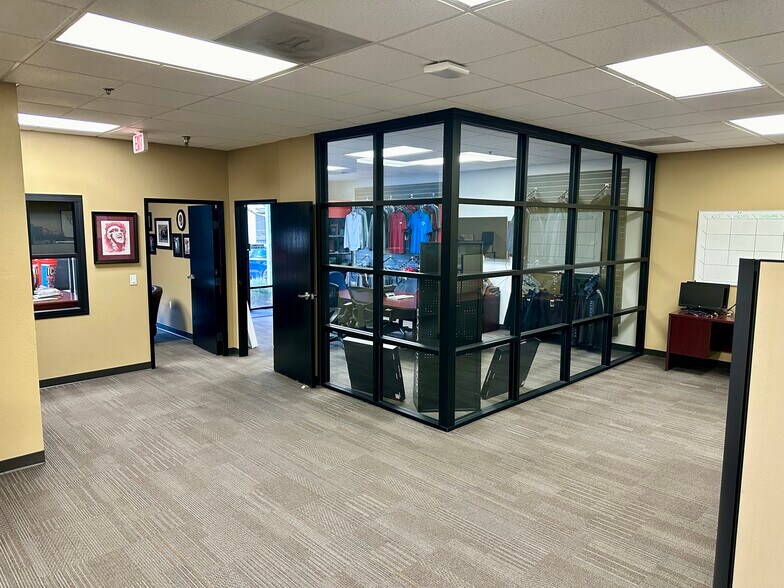 More Photos Of 450 Apollo St, Brea Warehouse For Sale