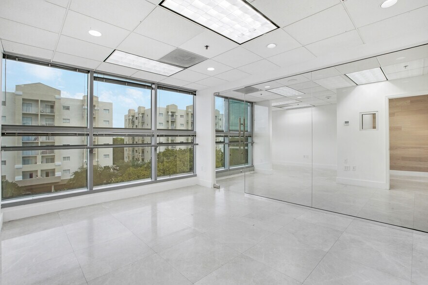More Photos Of 2121 SW 3rd Ave, Miami Office For Lease