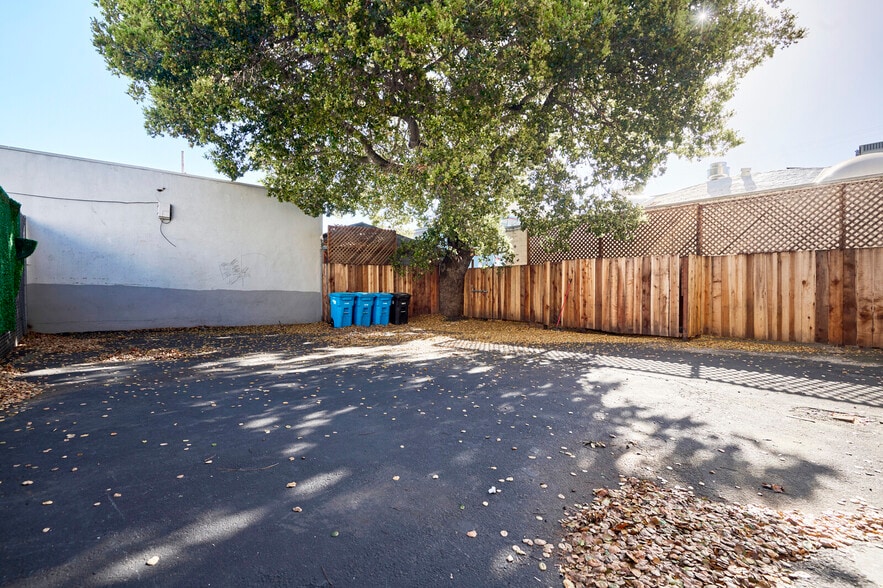 More Photos Of 709-711 S B St, San Mateo Storefront For Lease