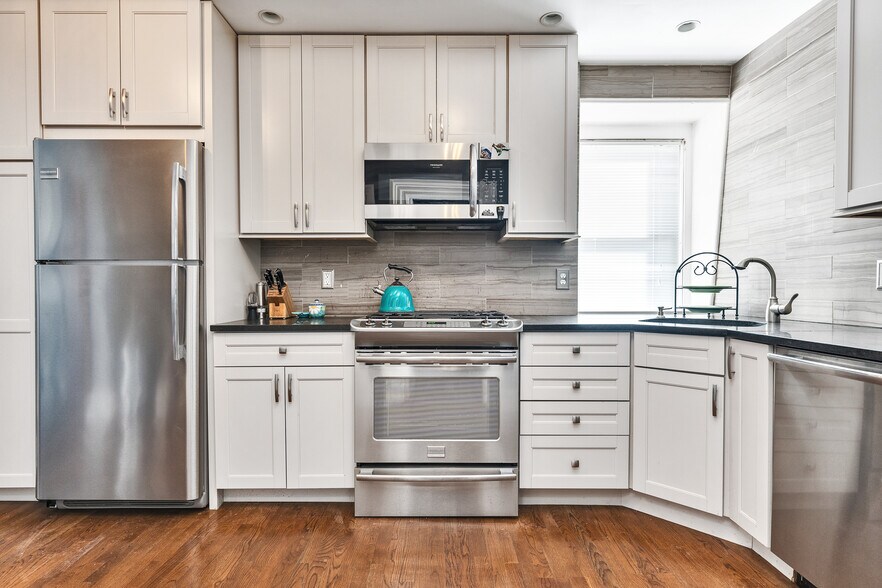 More Photos Of 453 Angell St, Providence Apartments For Sale