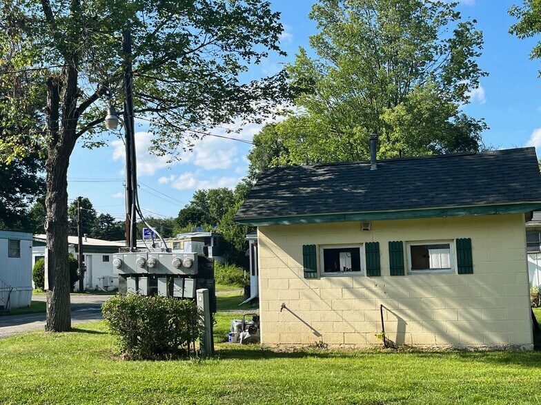 More Photos Of 3554 Watkins Rd, Horseheads Manufactured Housing Mobile Home Park For Sale