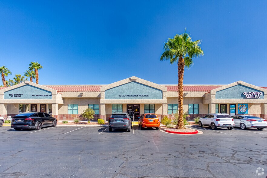 More Photos Of 1701 N Green Valley Pky, Henderson Unknown For Sale