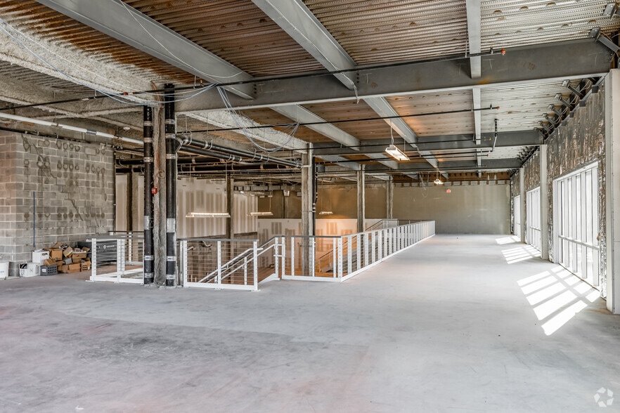 More Photos Of 22365 Broderick Dr, Sterling Medical For Lease