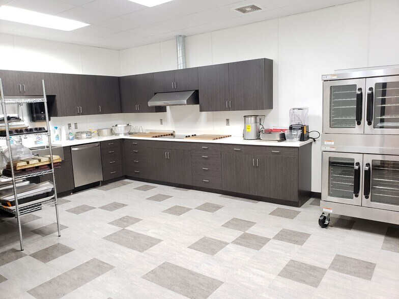 More Photos Of 220 Continuum Dr, Fletcher Research And Development For Sale