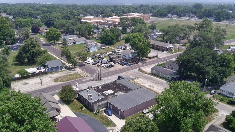 More Photos Of 1221 S Laramie, Peoria Freestanding For Sale