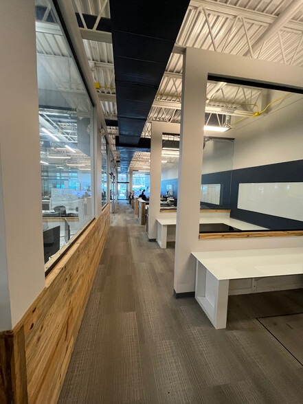 More Photos Of 145 Union St, Holbrook Warehouse For Lease