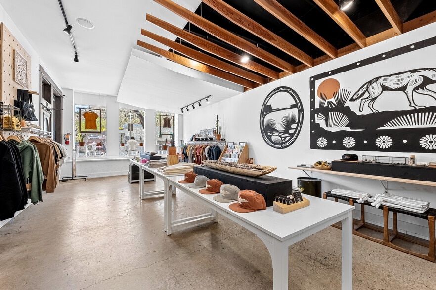 More Photos Of 145 E College Dr, Durango Storefront Retail Office For Sale