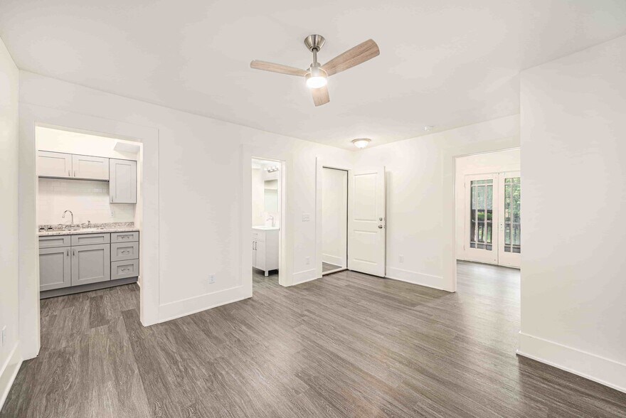 More Photos Of 3113-3123 Thompson Ave, Kansas City Apartments For Sale