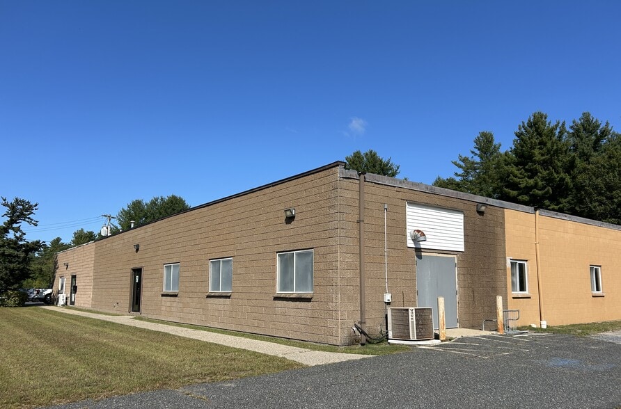 More Photos Of 23 Jayar Rd, Medway Warehouse For Sale