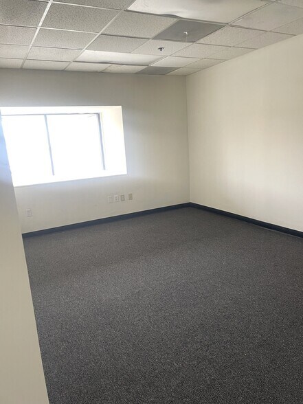More Photos Of 22939 Hawthorne Blvd, Torrance Medical For Lease