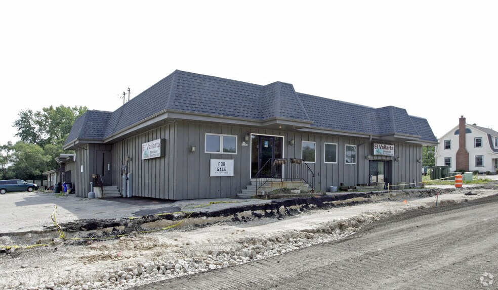 Primary Photo Of S76W17745 Janesville Rd, Muskego Restaurant For Sale