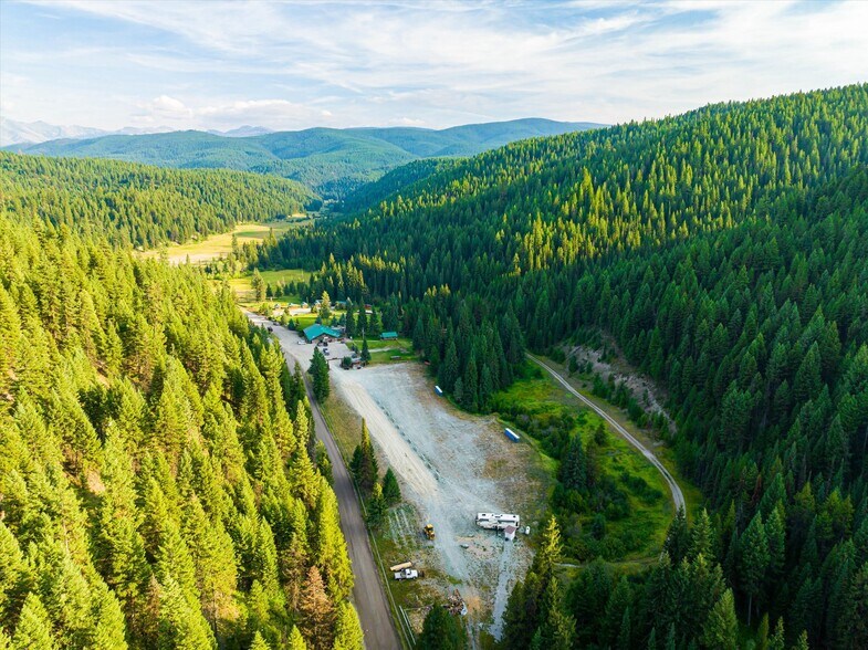 More Photos Of 7000 Graves Creek Rd, Lolo Bar For Sale