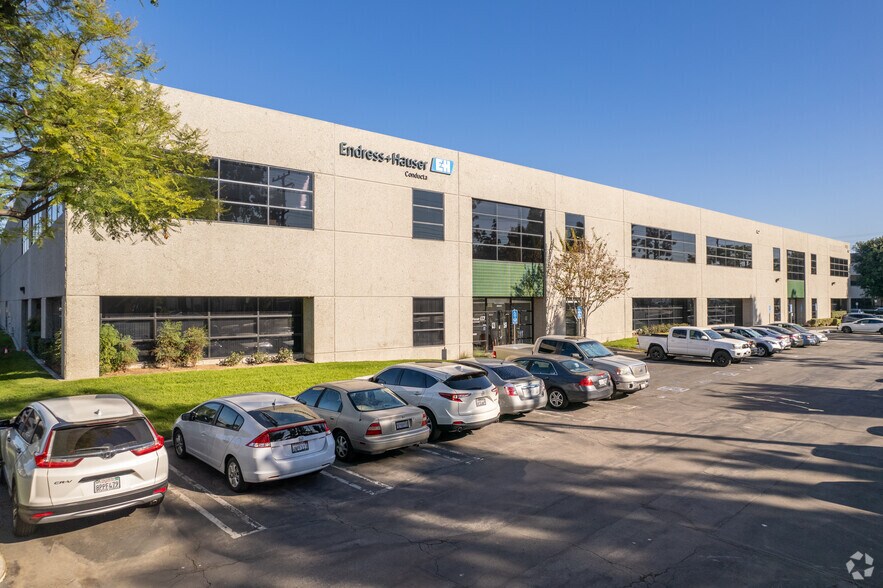 More Photos Of 4155-4165 E La Palma Ave, Anaheim Research And Development For Lease