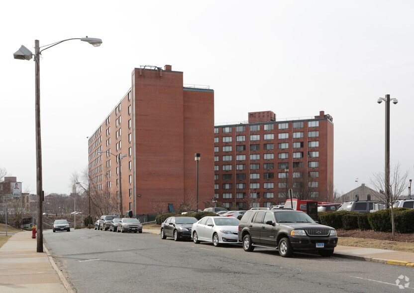 More Photos Of 600-628 Asylum Ave, Hartford Apartments For Lease