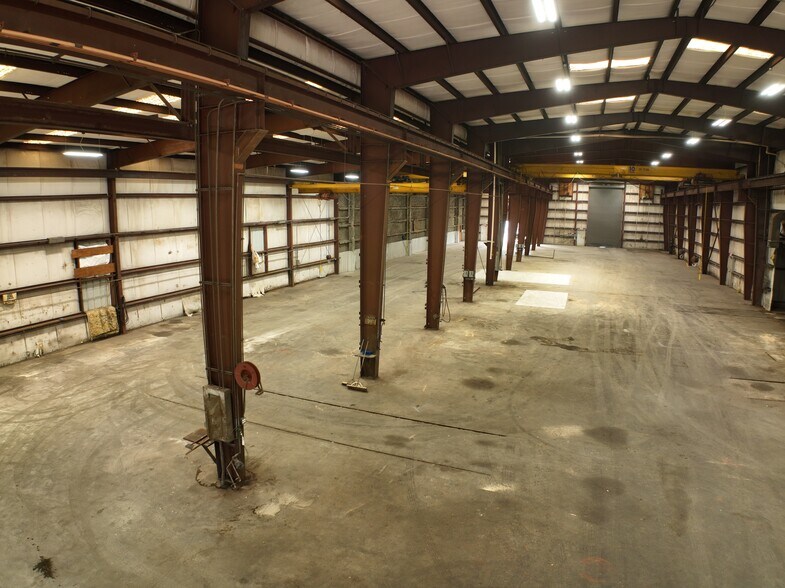 More Photos Of 1204 Witter St, Pasadena Warehouse For Lease