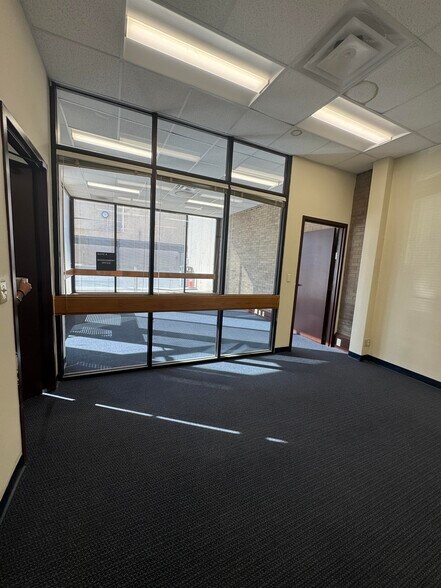 More Photos Of 416 N Stanton St, El Paso Office For Lease