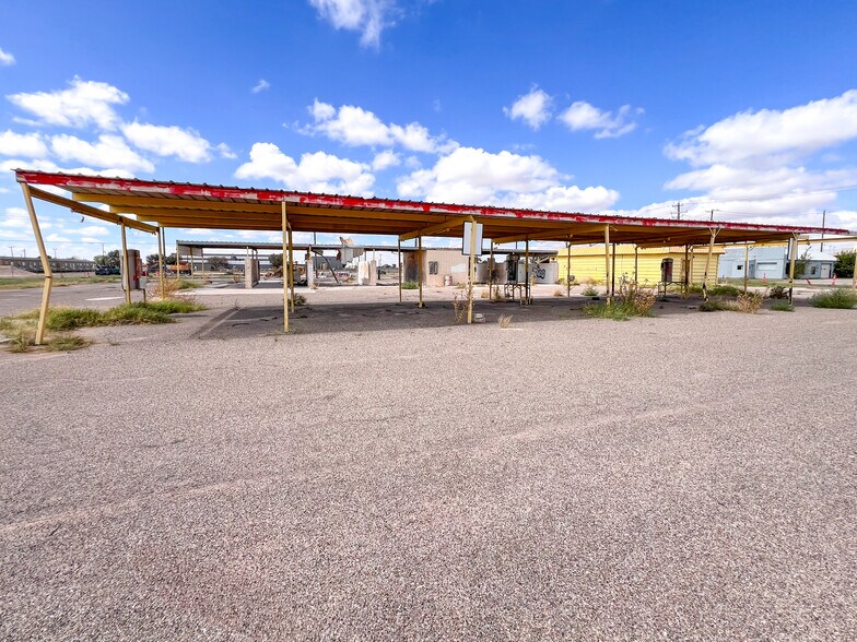 More Photos Of 521 W Murphy St, Odessa Land For Sale