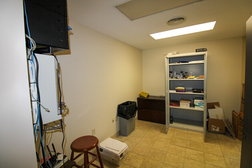 More Photos Of 7350 State Route 111, South Roxana Industrial For Sale