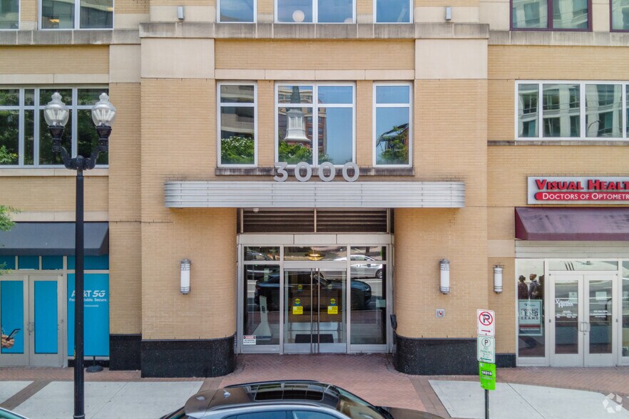 More Photos Of 3000 Wilson Blvd, Arlington Office For Lease