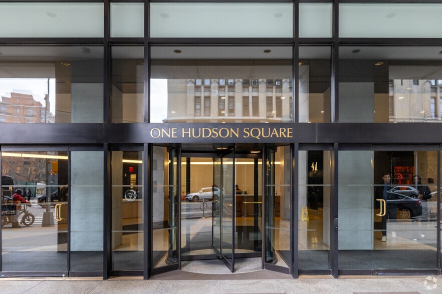 More Photos Of 75 Varick St, New York Office For Lease