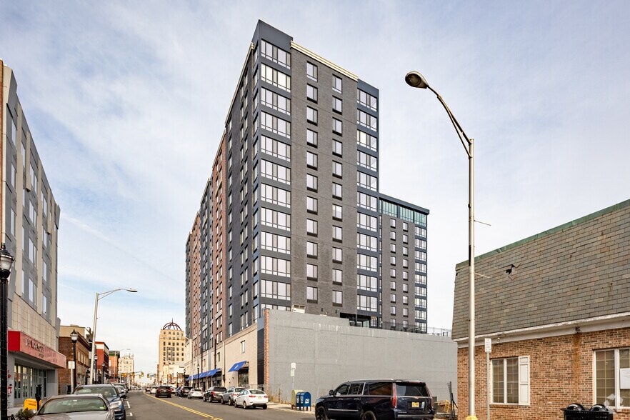 More Photos Of 150 Main St, Hackensack Apartments For Lease