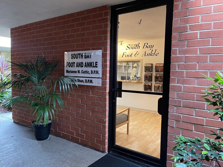 More Photos Of 1970 S Prospect Ave, Redondo Beach Medical For Lease